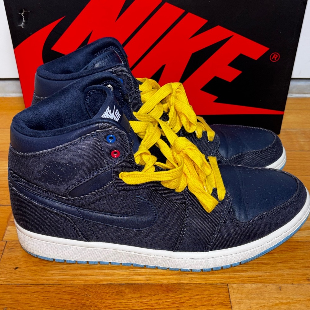 Air Jordan 1 Retro High Sneakers
